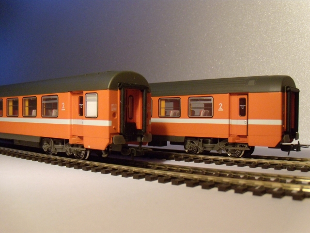 Coffret de 2 voitures corail C1 LS Models 40122